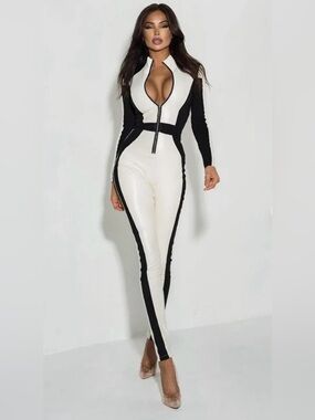 NWT Zasuwa “Sci-Fi Heroine” Jumpsuit